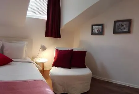 Up.cooltura Guest house Skopje